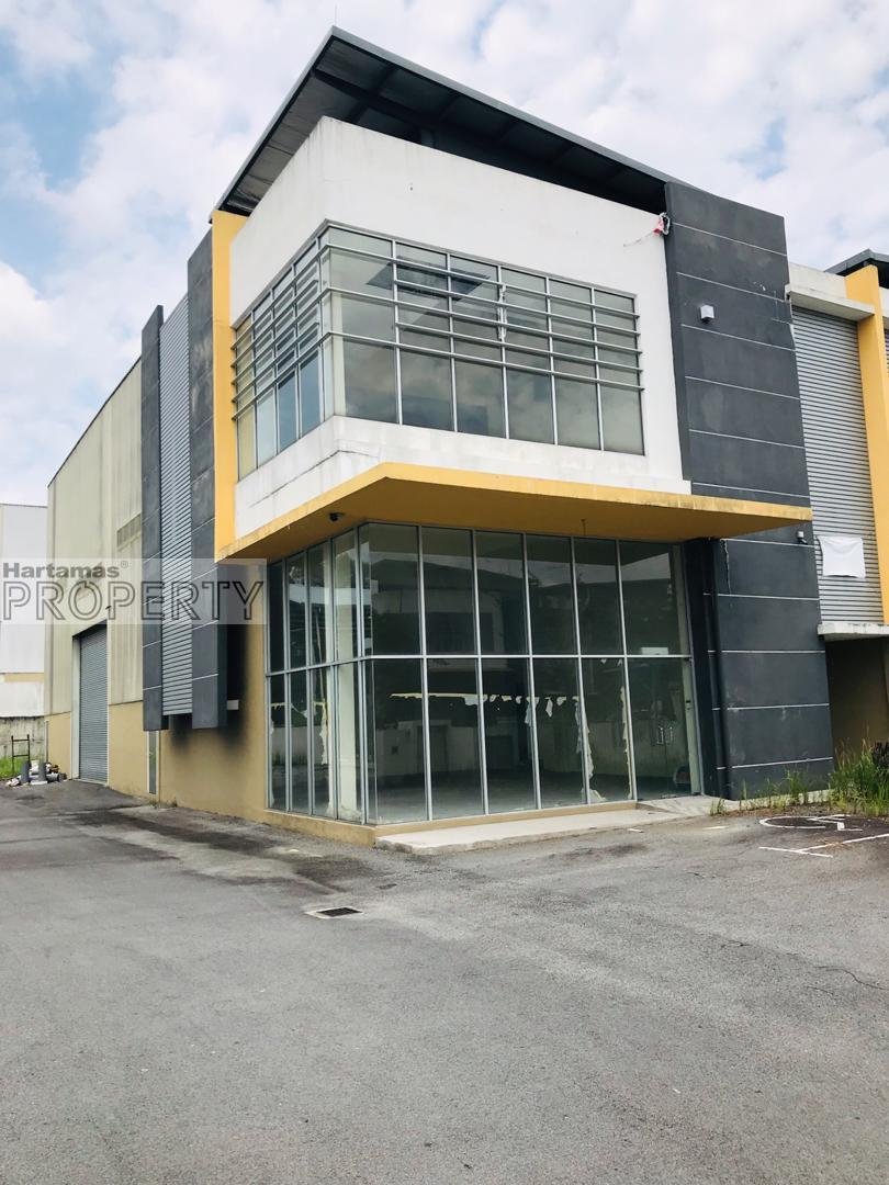 1.5-Storey Semi-Detached Factory @ Semtec, Semenyih