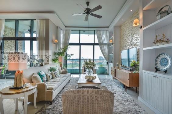 Tropicana Grande Condo For Sale