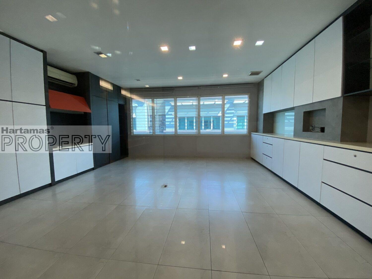 Plaza Glomac Office For Rental