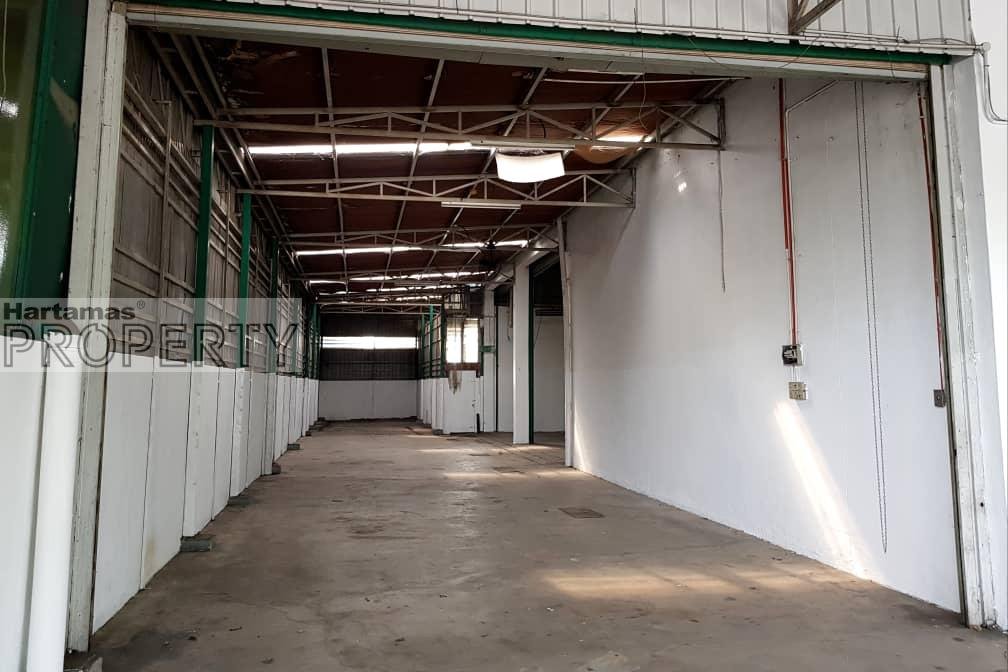 1.5-Storey Semi-Detached Factory Warehouse for sale @ Kaw. Industrial Batu Caves