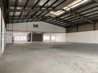 Gated guarded 1.5-Sty Link Factory for Rent in USJ, Subang