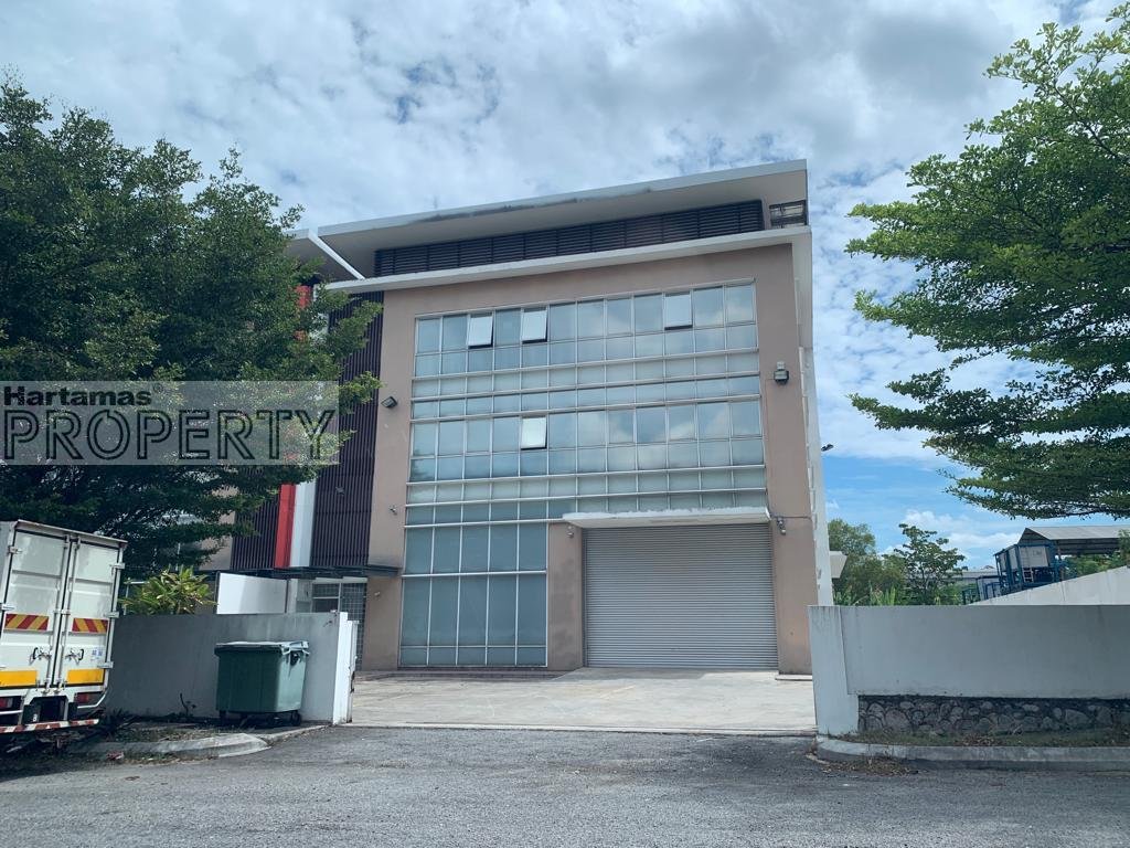 3 Sty Semi-D Factory for Rent @ Balakong, Seri Kembangan