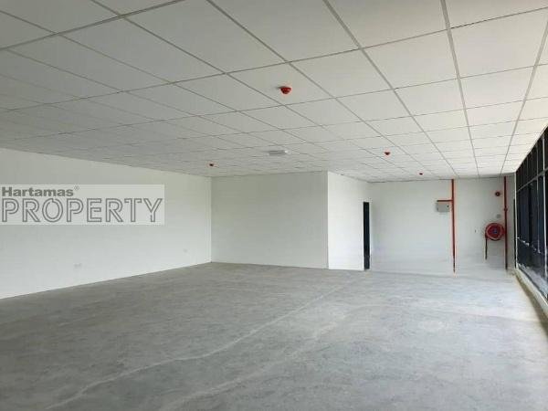 Detached warehouse with office to let located in Elmina, Shah Alam