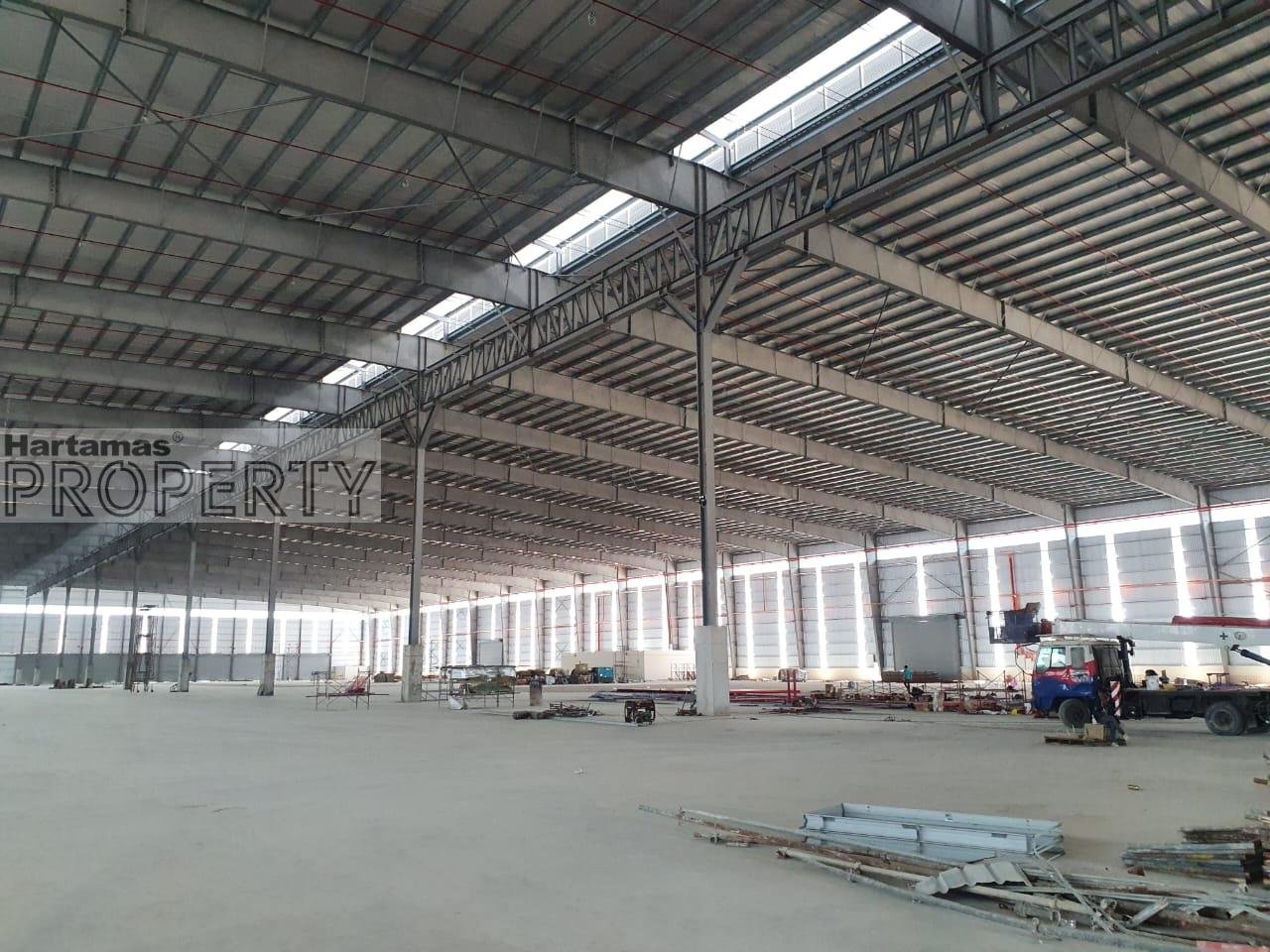 Detached Warehouse with office for rent located @ Klang