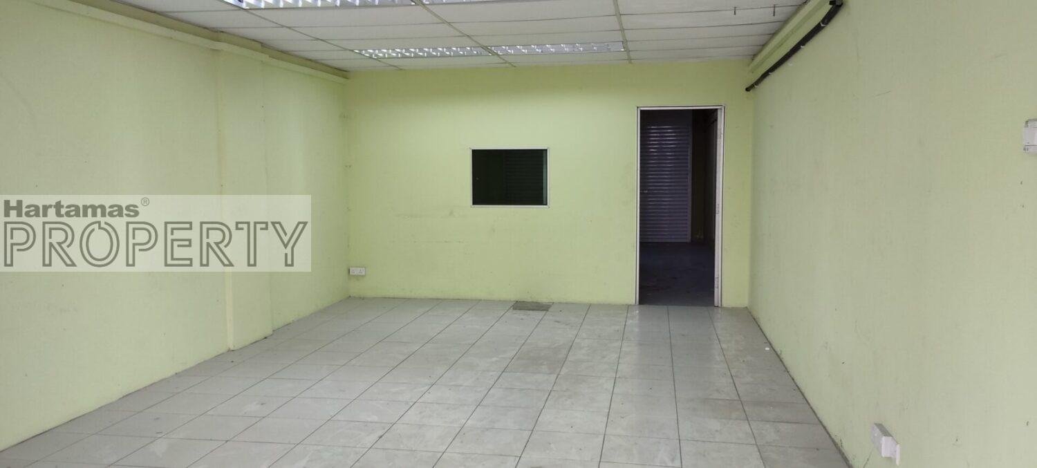 Rawang Town Ground Floor Shop For Rent