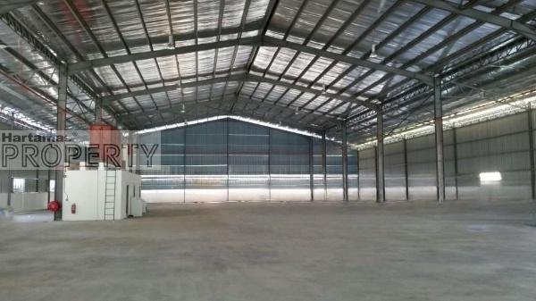 2-Storey Detached Factory/warehouse for sell @ Balakong Area 无拉港双层半独立式工厂出售