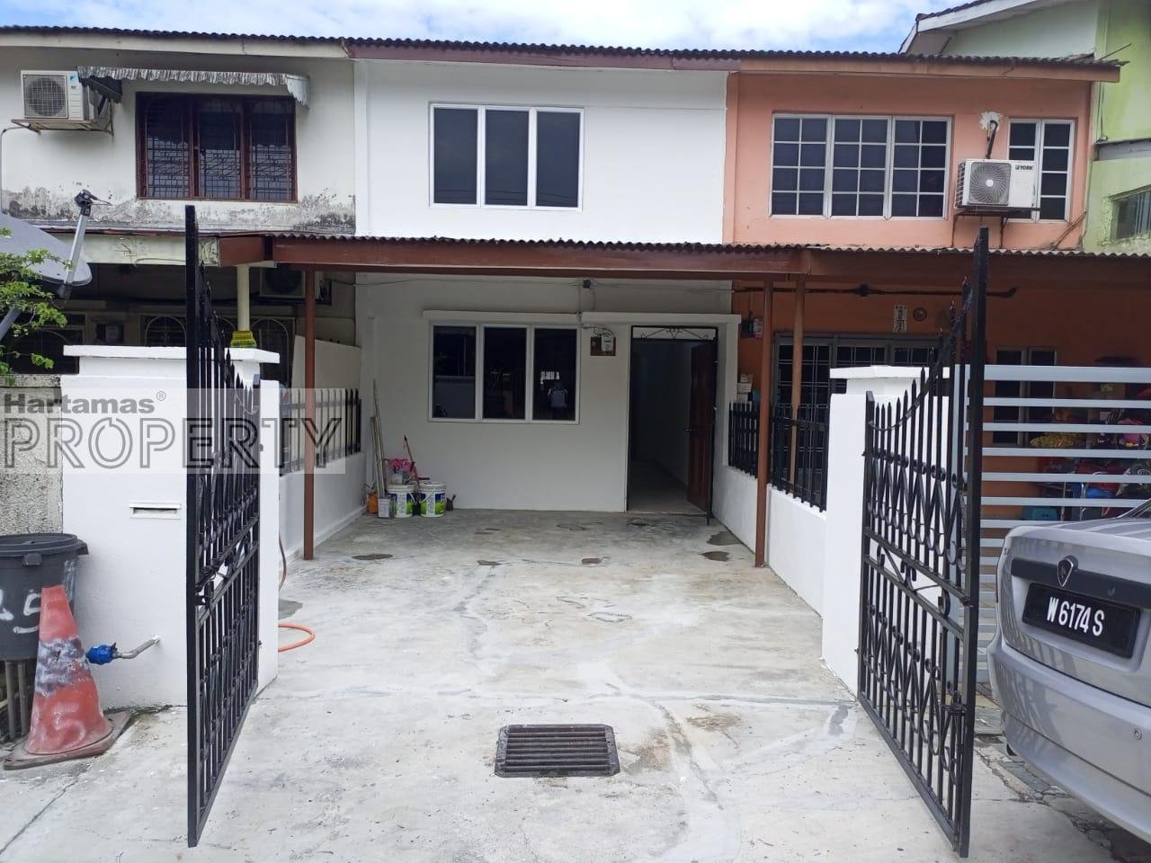 For Sale 2-Storey House @ Taman Castlefield KL