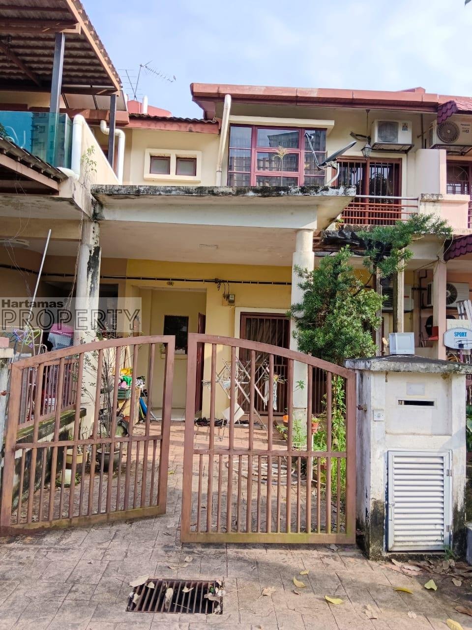 2-storey terrace @ Taman Puchong Prima