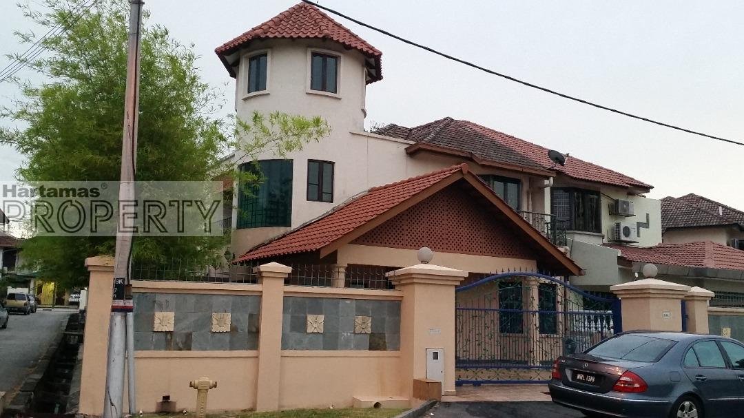 2.5-storey Semi-D @ Bandar Kinrara