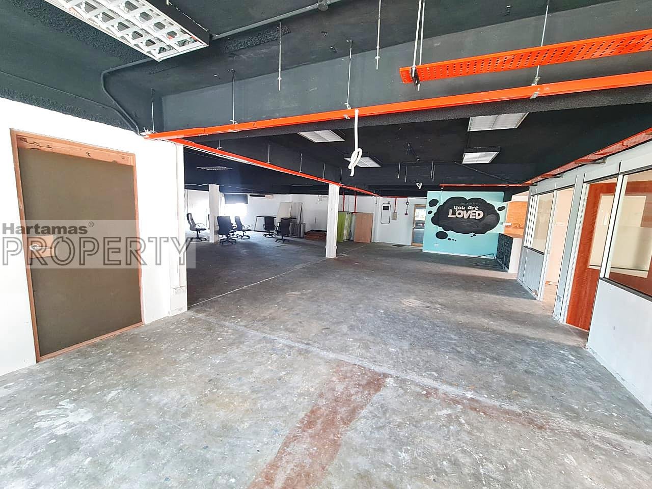 Section 51a Petaling Jaya, Spacious nice location factory & warehouse