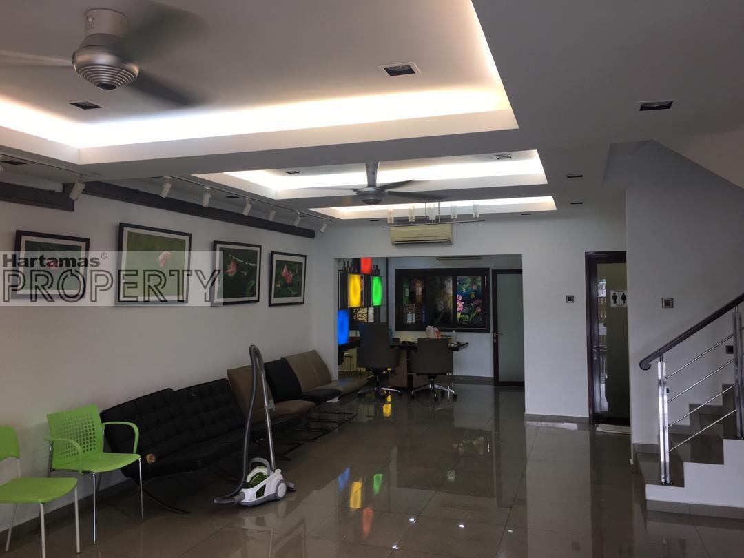 2.5 Storey House for Sale @ Sri Petaling