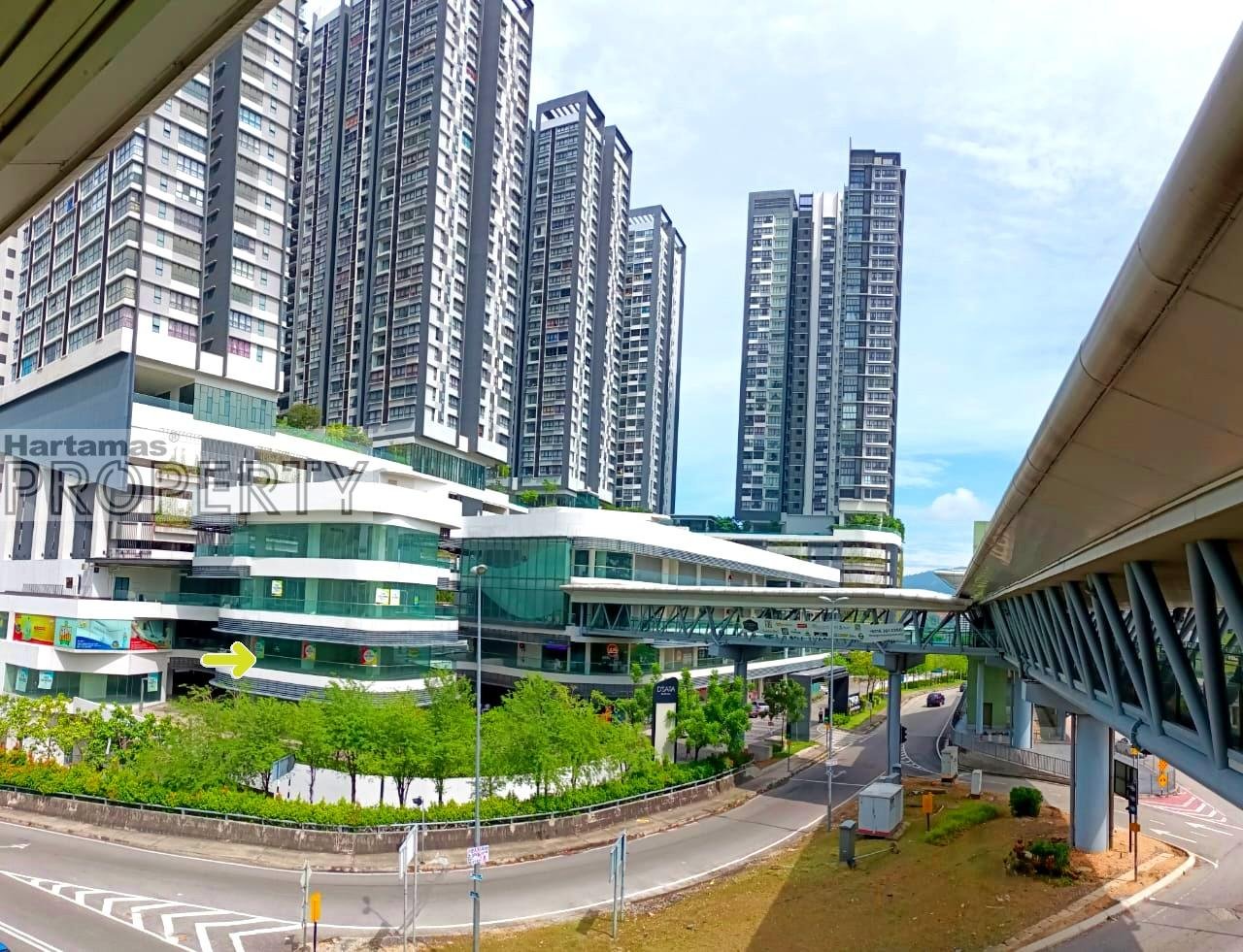 Transit Oriented Commercial Hub! MRT directly link location! High visibility!