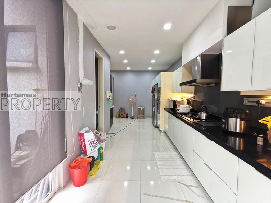 2.5 Storey Super Link house @ Taman Esplanad, Bukit Jalil