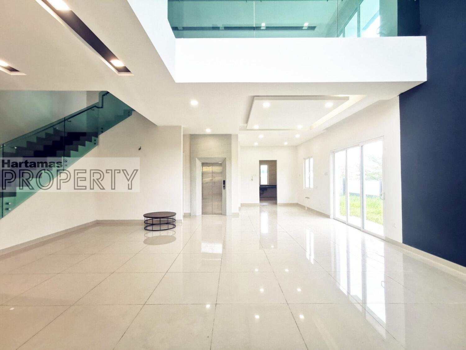 BRAND NEW 3.5 Storey Corner Semi-D
