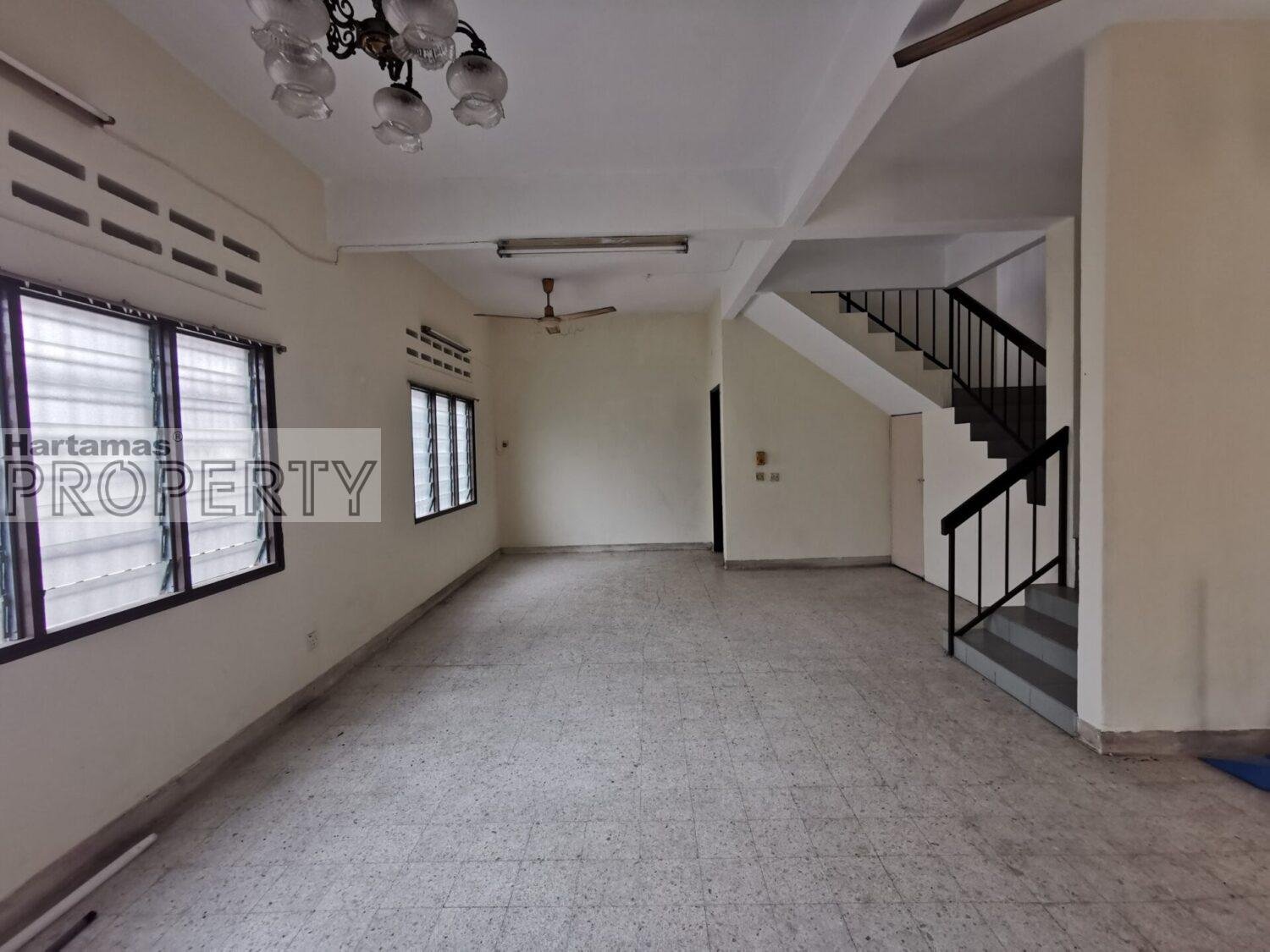 Limited End-Lot House for Sale @ Happy Garden, Taman OUG