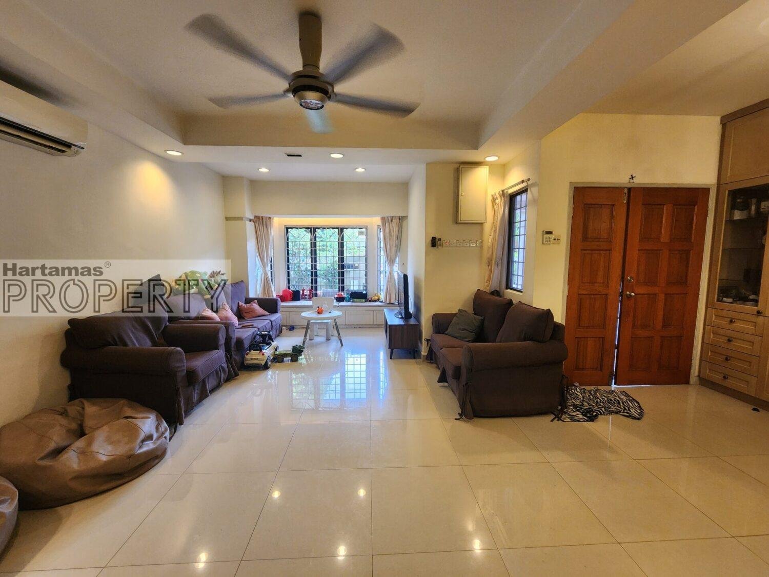 Bandar Utama BU 11 @ 2.5 sty end lot fully furnished to let