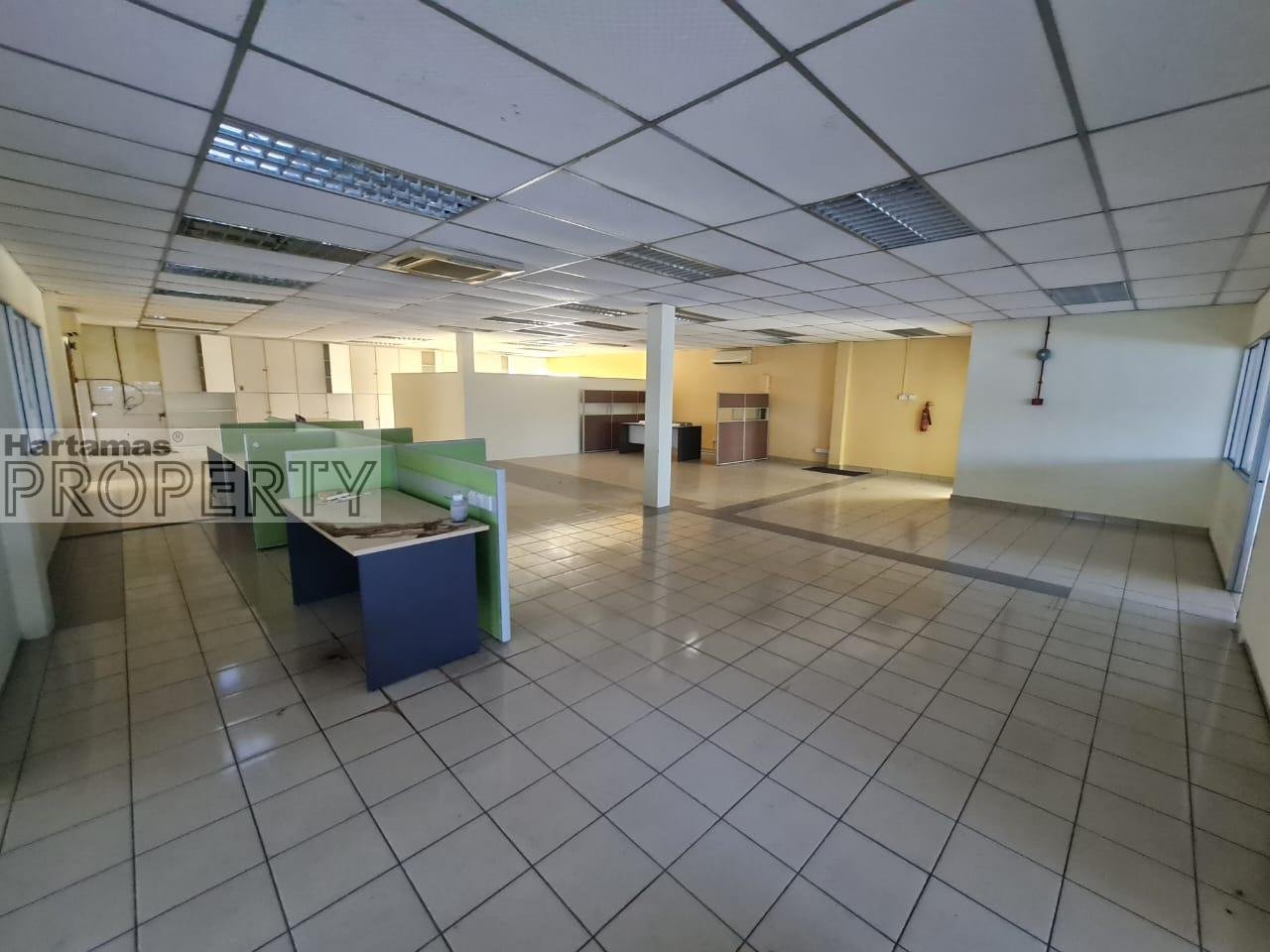 Section 51a Petaling Jaya, Spacious nice location factory & warehouse