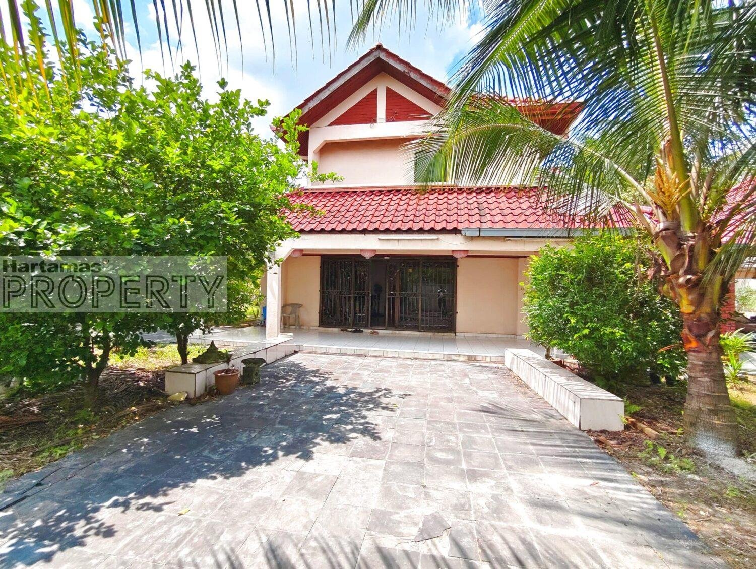 Freehold Taman OUG Bungalow For Sale, A Blend of Elegance and Nature