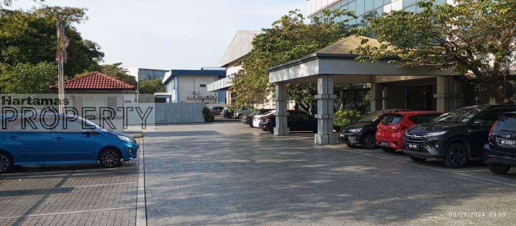 Warehouse/ Factory @ Taman Industri Sungai Buloh for Sale