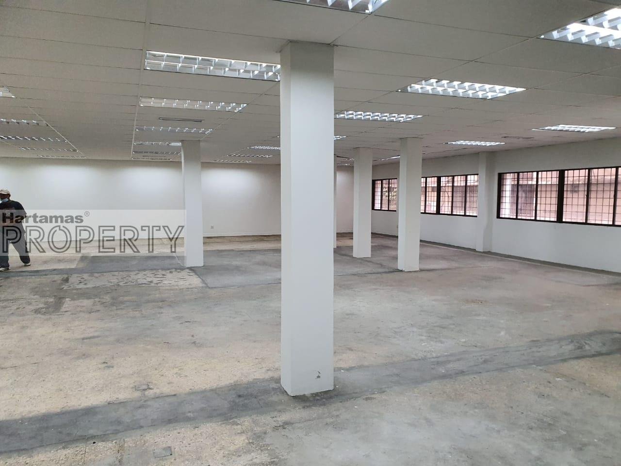 4-Stry Shoplot (3 units adjoint) @ Taman Maluri, Kuala Lumpur