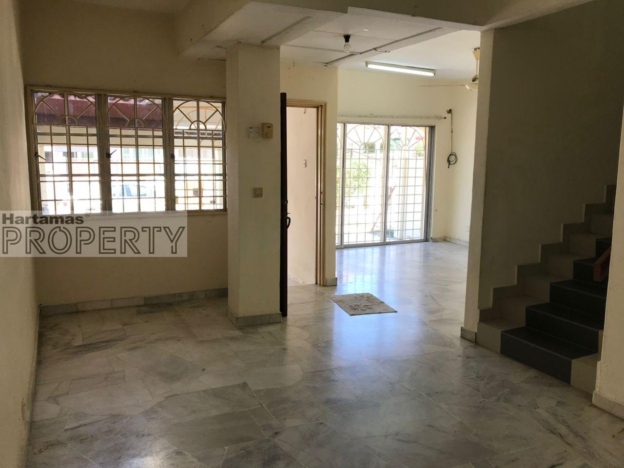Strategic Location 2-storey Unit At Subang Jaya For Sale