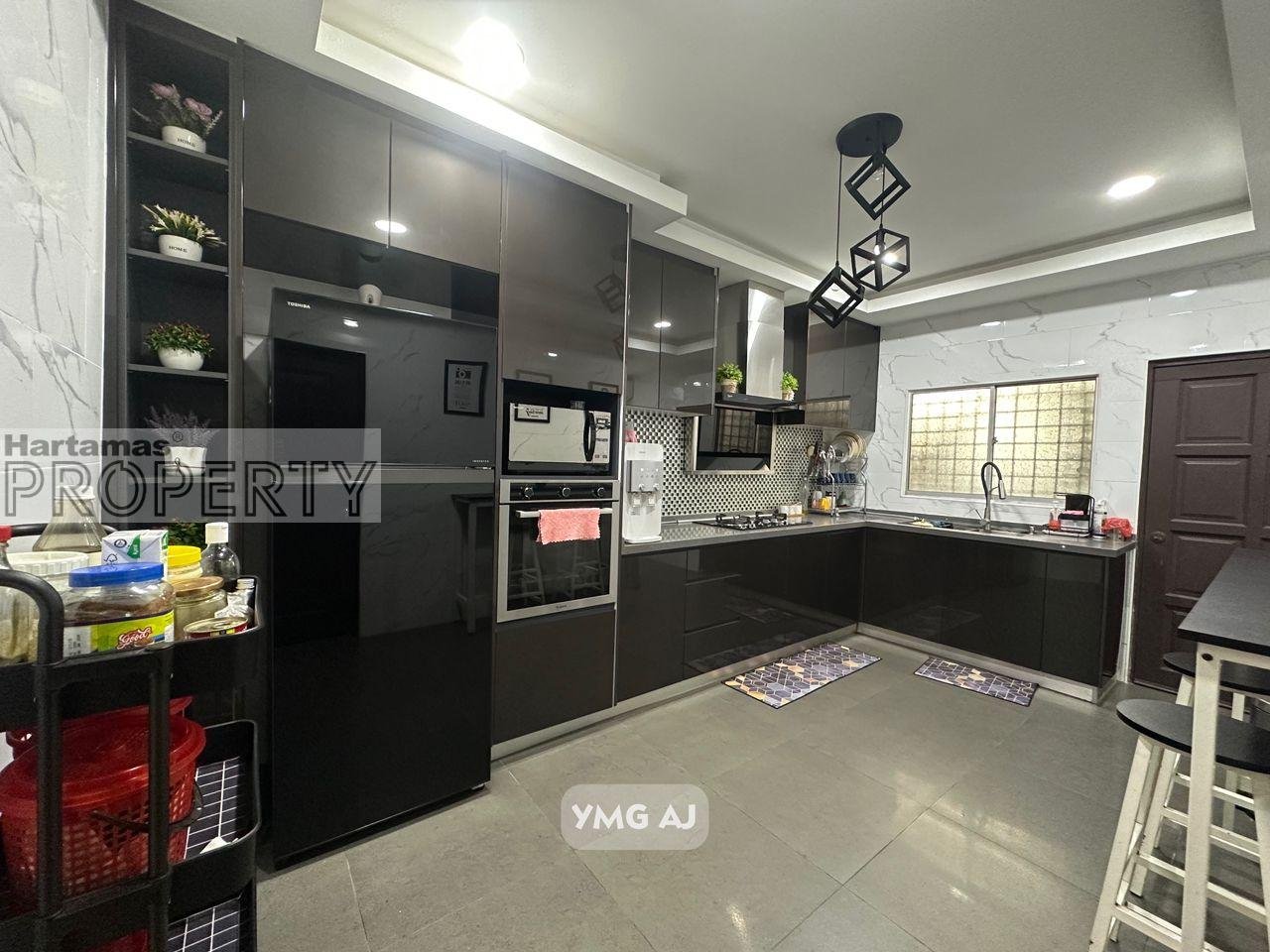 Renovated 2 Storey House at Taman Bayu Perdana, Klang for sale