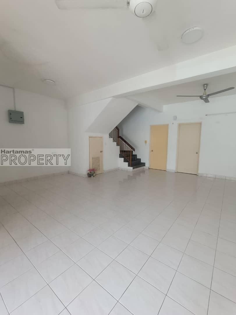 Jalan Sepah Puteri At Kota Damansara Terrace Unit For Rent