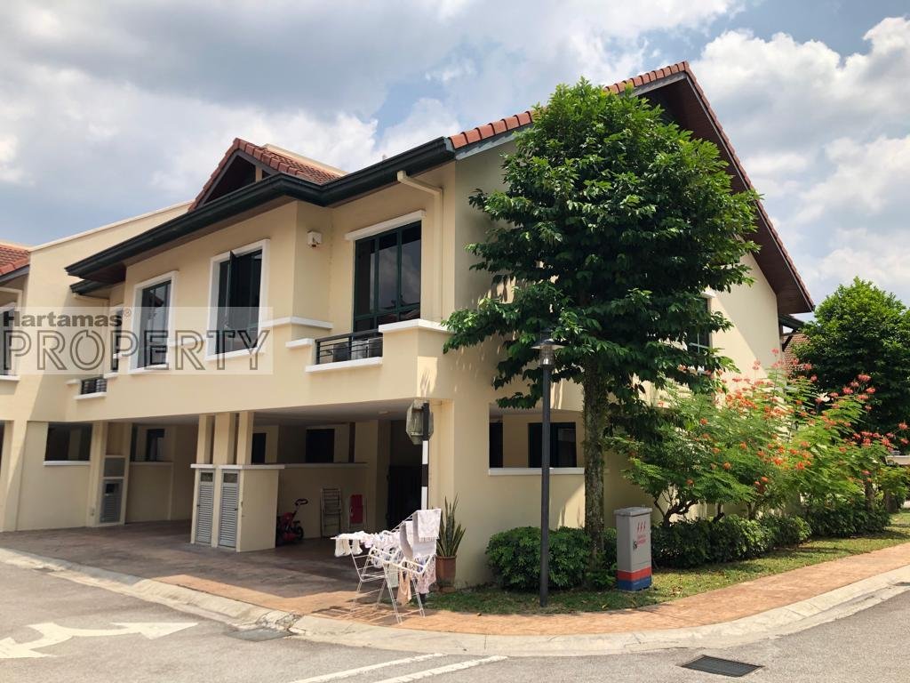 For Sale: Nadia Parkhomes, Desa ParkCity | Corner Unit | 3+1R | Renovated | 2,390 sqft