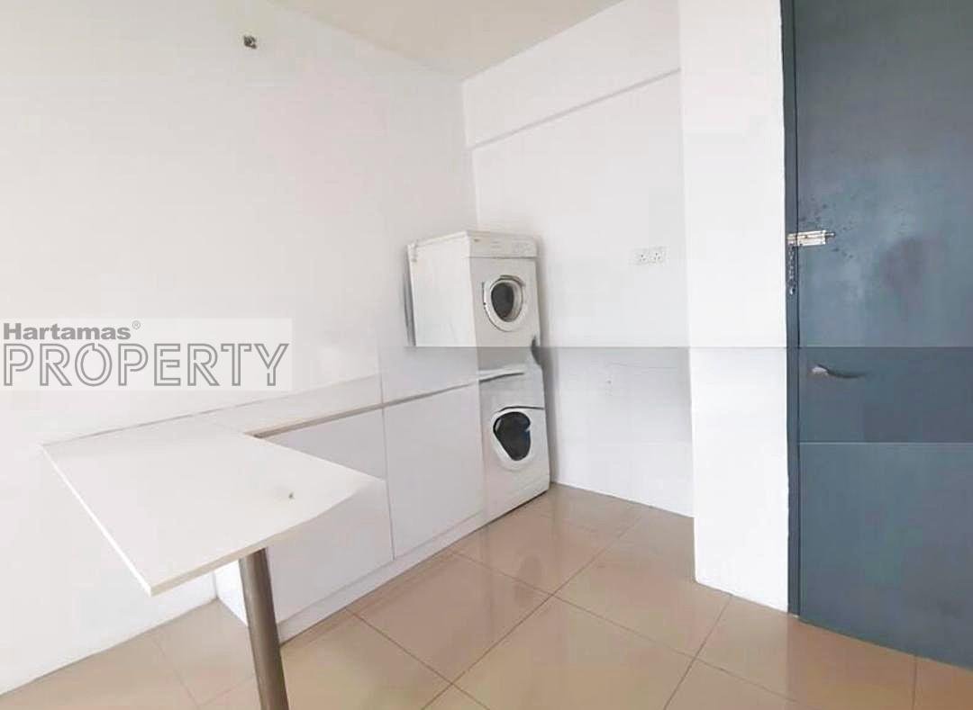 Menara Suria (V12), Taman Subang Mas, Subang Jaya 1 room unit for sale