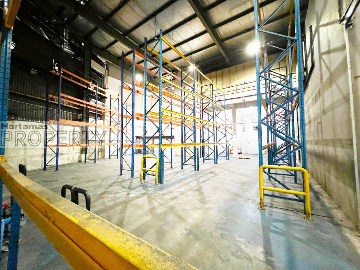 Warehouse w/ Chiller Room @ Hicom Glenmarie Industrial Park, Shah Alam, Selangor