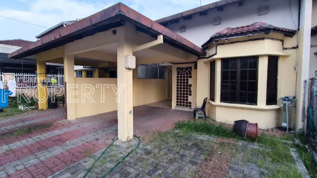For Sale: 1.5-Storey Terrace House | USJ 11, Subang Jaya | Freehold | 3R 2B | 1,650 sqft