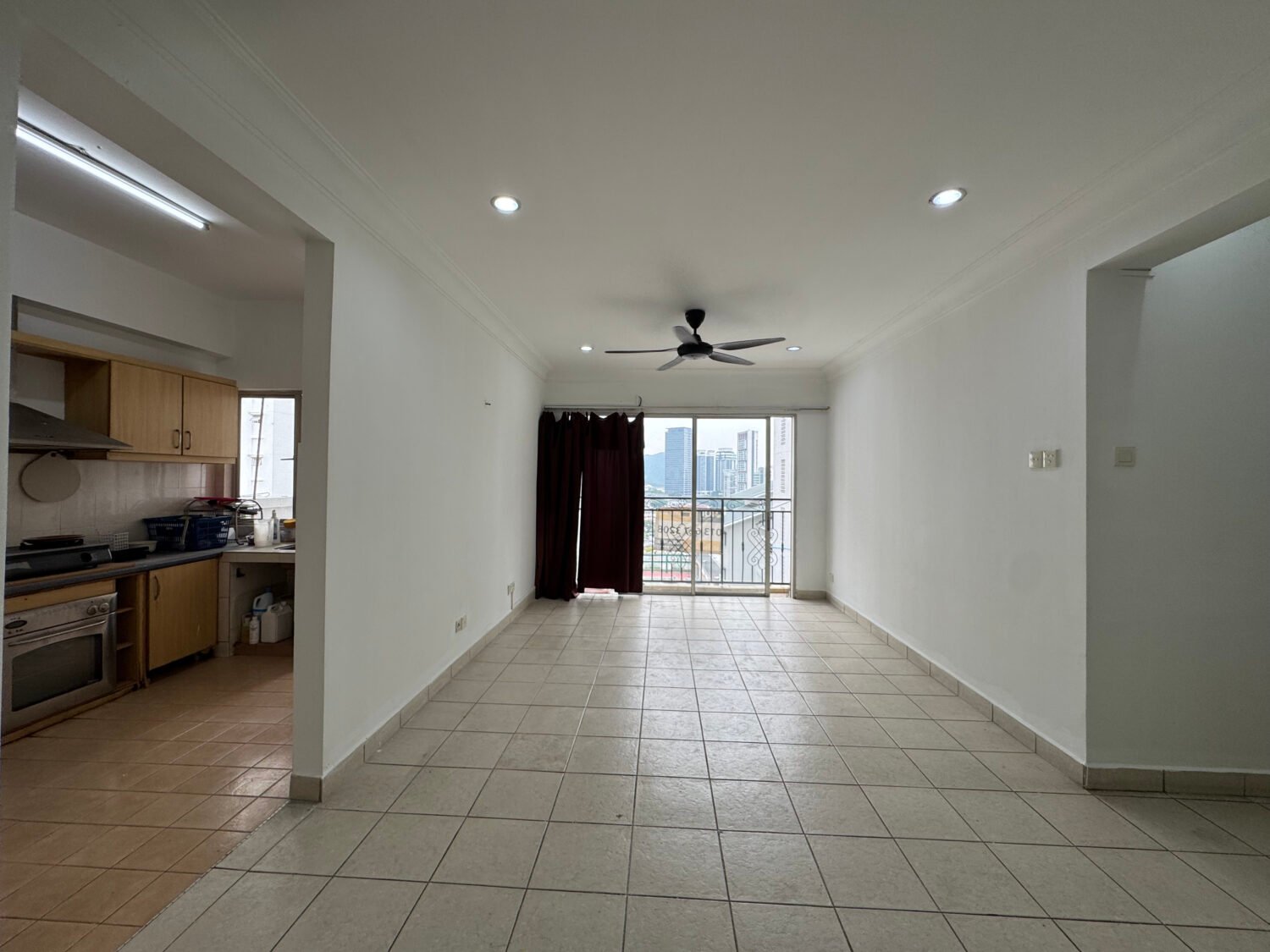 For Sale: Ken Damansara 1, SS2 | 3R 2B | 1002 sqft | High Floor Corner | Freehold
