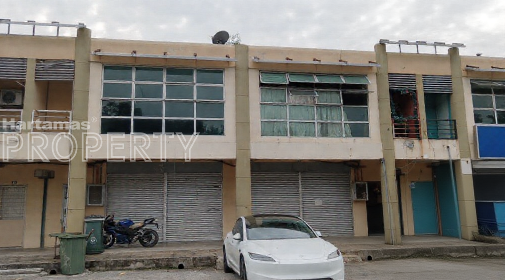 2 Adjoined Double Storey Intermediate Shoplot For Sale @ Taman Garing Permai