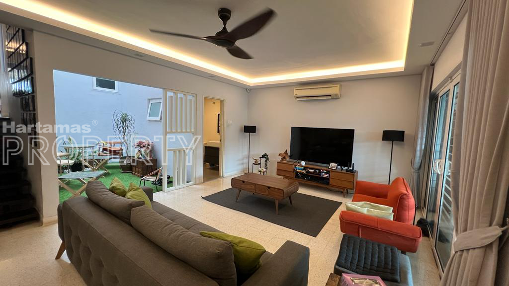 2-sty with 4 split level terrace @ Taman Seputeh