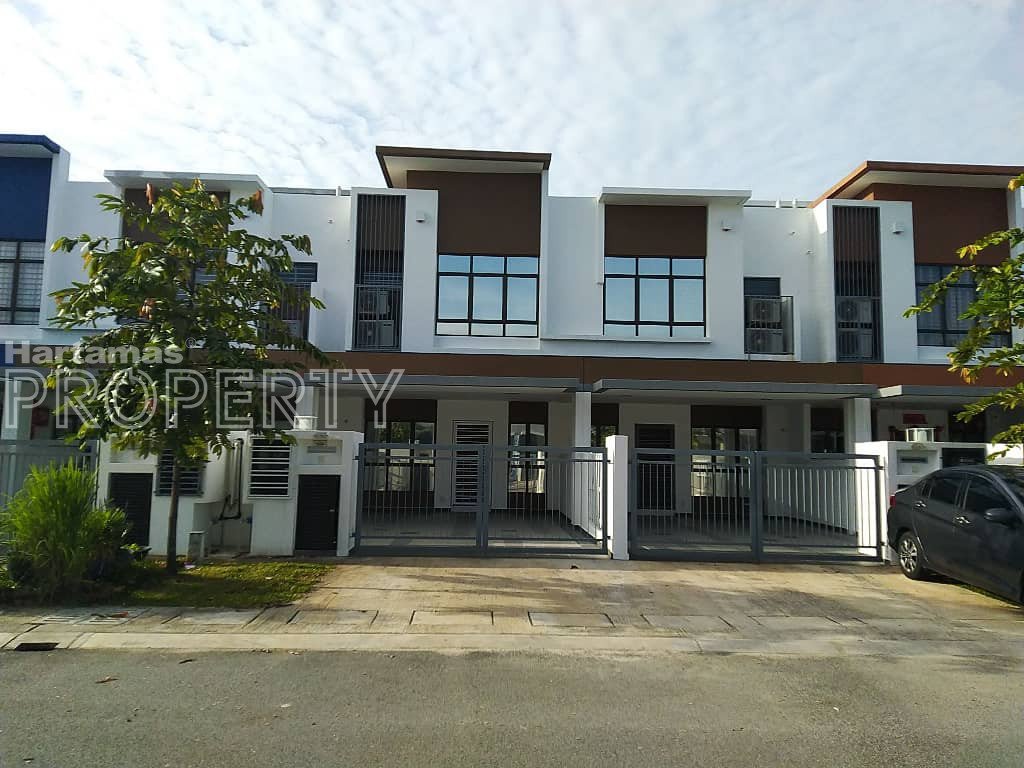 Renovated Setia Permai 1 Double Storey House @ Setia Alam for SALE