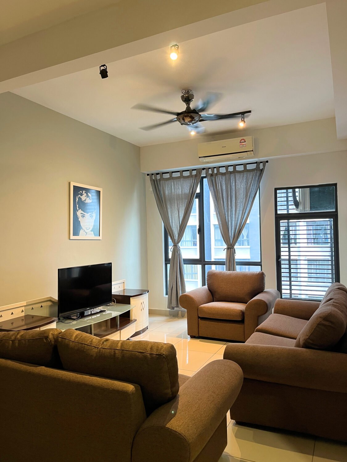 Freehold 3 Bedrooms Utropolis Suites 1 Glenmarie Shah Alam [SPACIOUS]