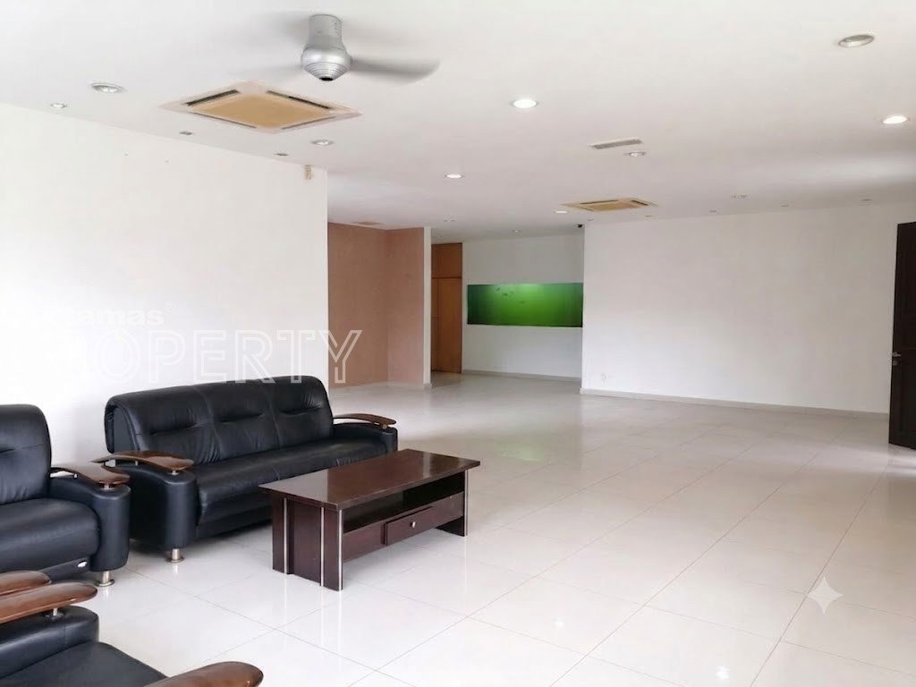 Bungalow (Freehold / Renovated) @ BRP 3, Notting Hill, Bukit Rahman Putra, Sungai Buloh for Sale