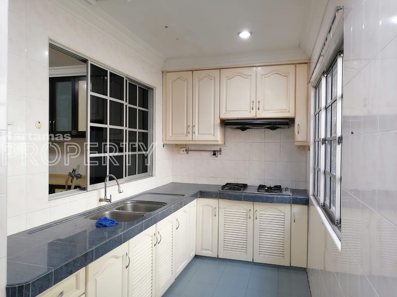 2-Storey Terraced House (Renovated / Freehold) @ BRP 4, Bukit Rahman Putra, Sungai Buloh for Sale