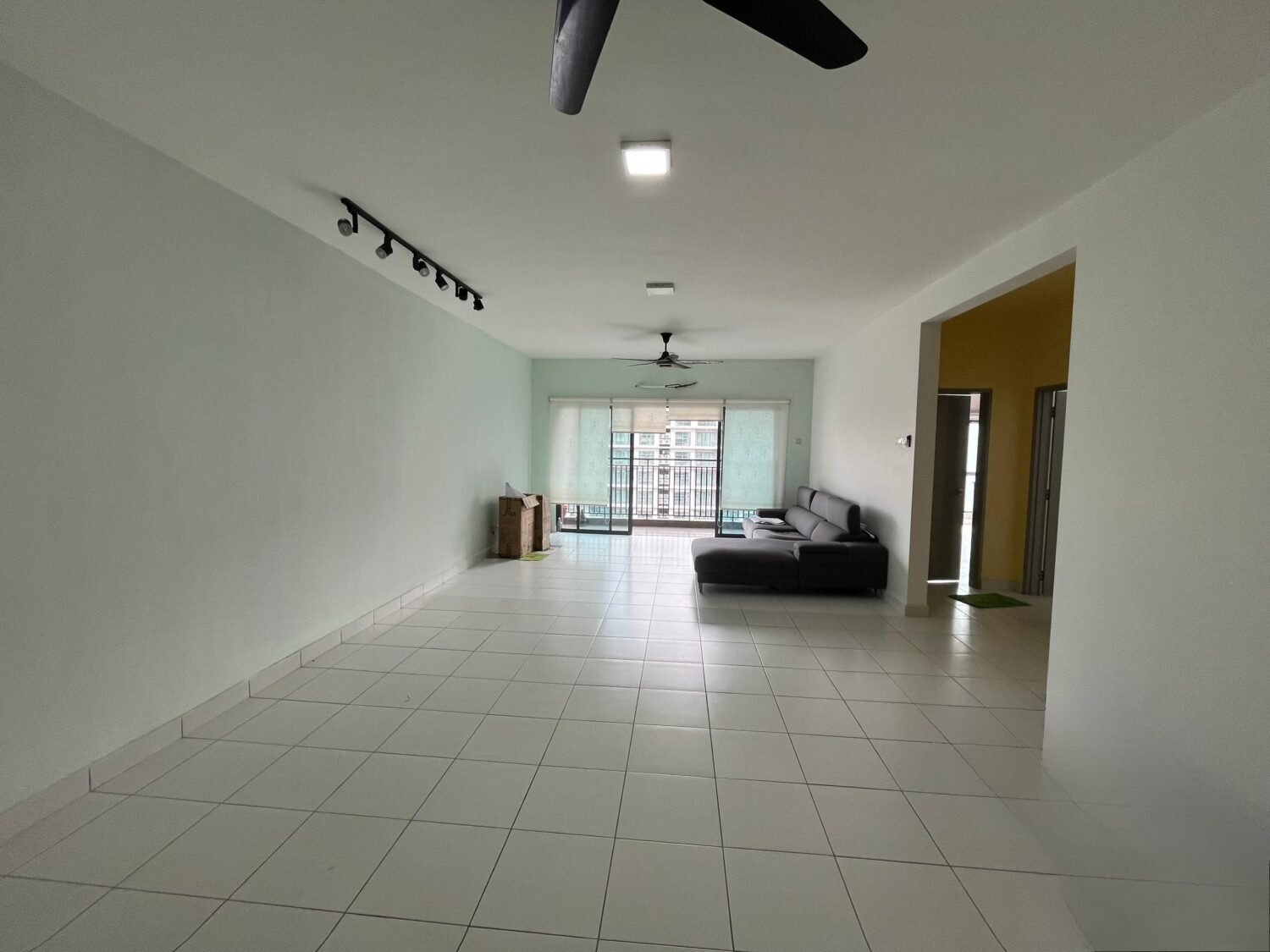 6377 2606 1018sf 3 Bedrooms Metia Residence Seksyen 13 Shah Alam NR Alami