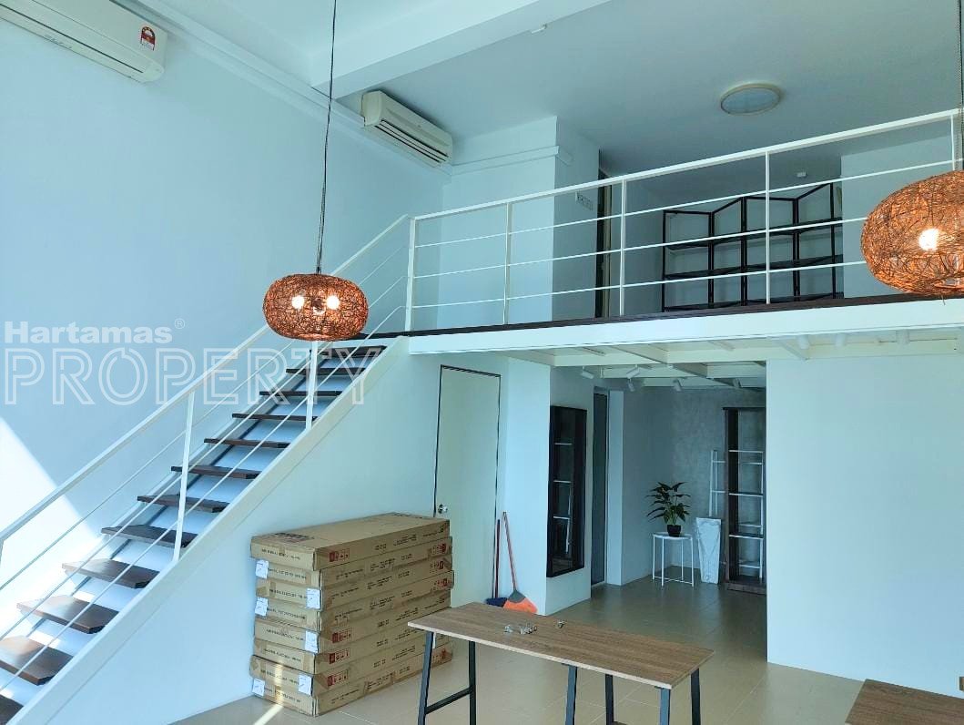 6397 2607 Partial Furnish Empire Subang Soho Office near Lrt Subang Jaya