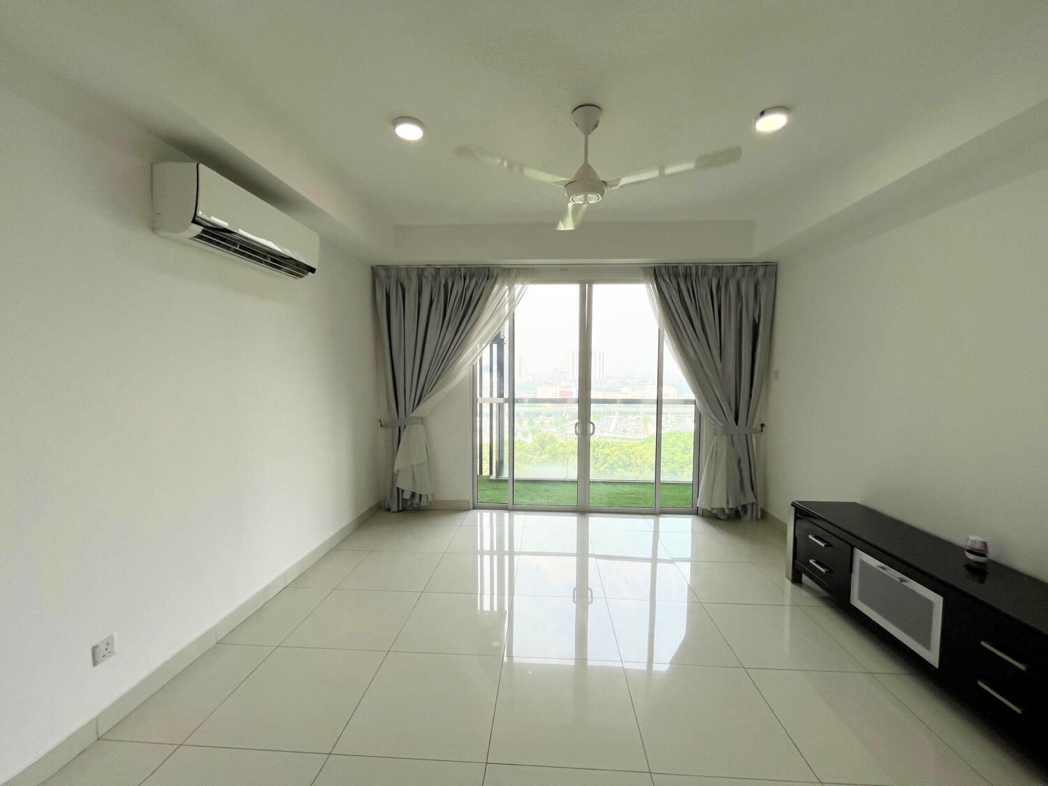 6190 2603 Full Furnish 2 Bedrooms Temasya 8 Condo Glenmarie Shah Alam