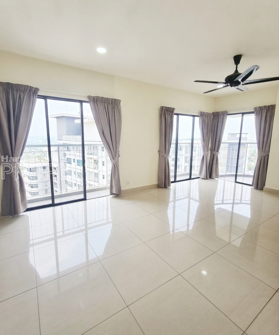FOR SALE | MAISSON @ ARA DAMANSARA 935 sq ft | 2 Rooms | 2 Bath | 3 Balconies | 2 Car Parks
