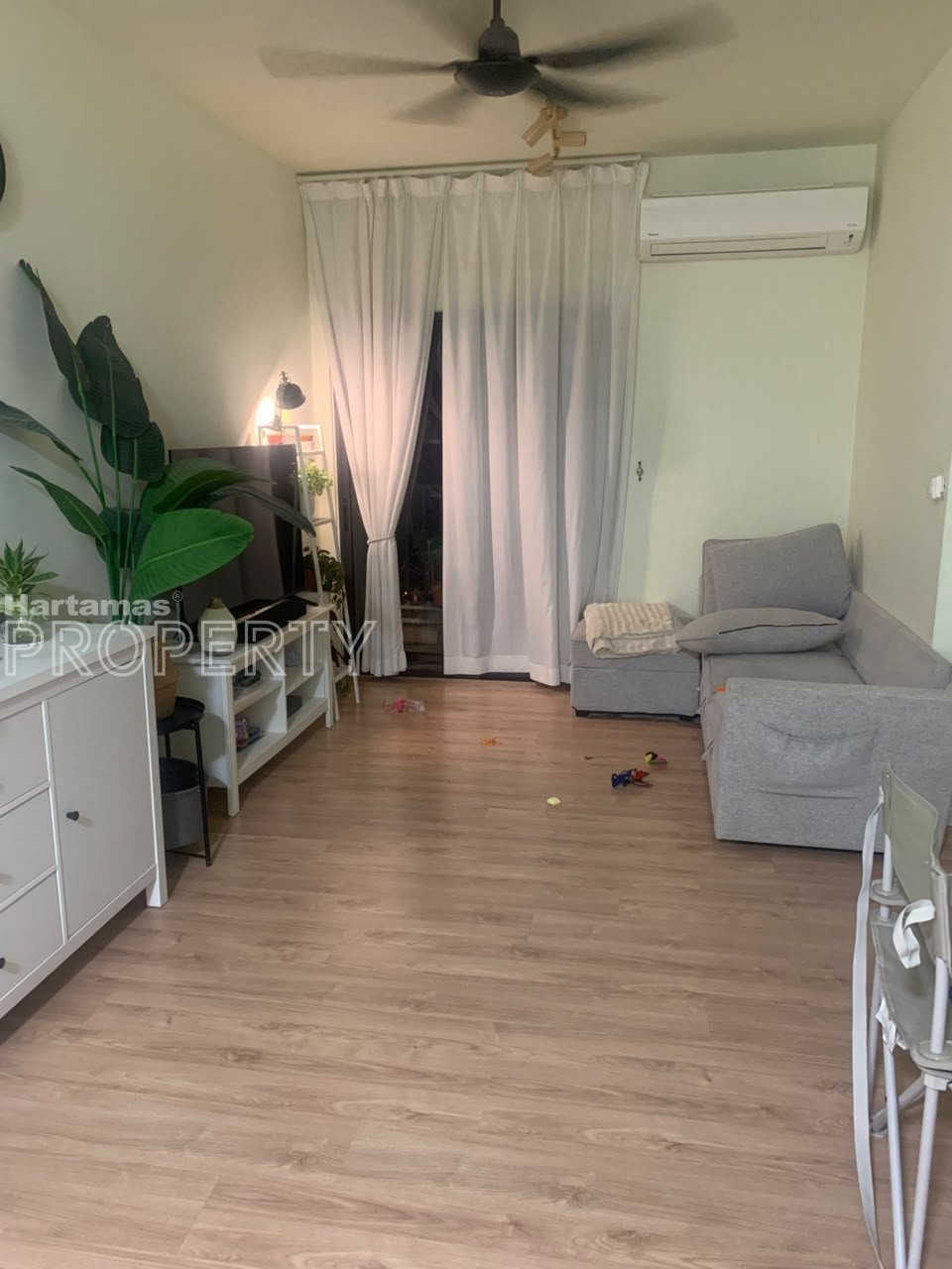 6490 2609 PARTIAL FURNISH 3 Rooms Dian Residency Seksyen 13 Shah Alam near MSU