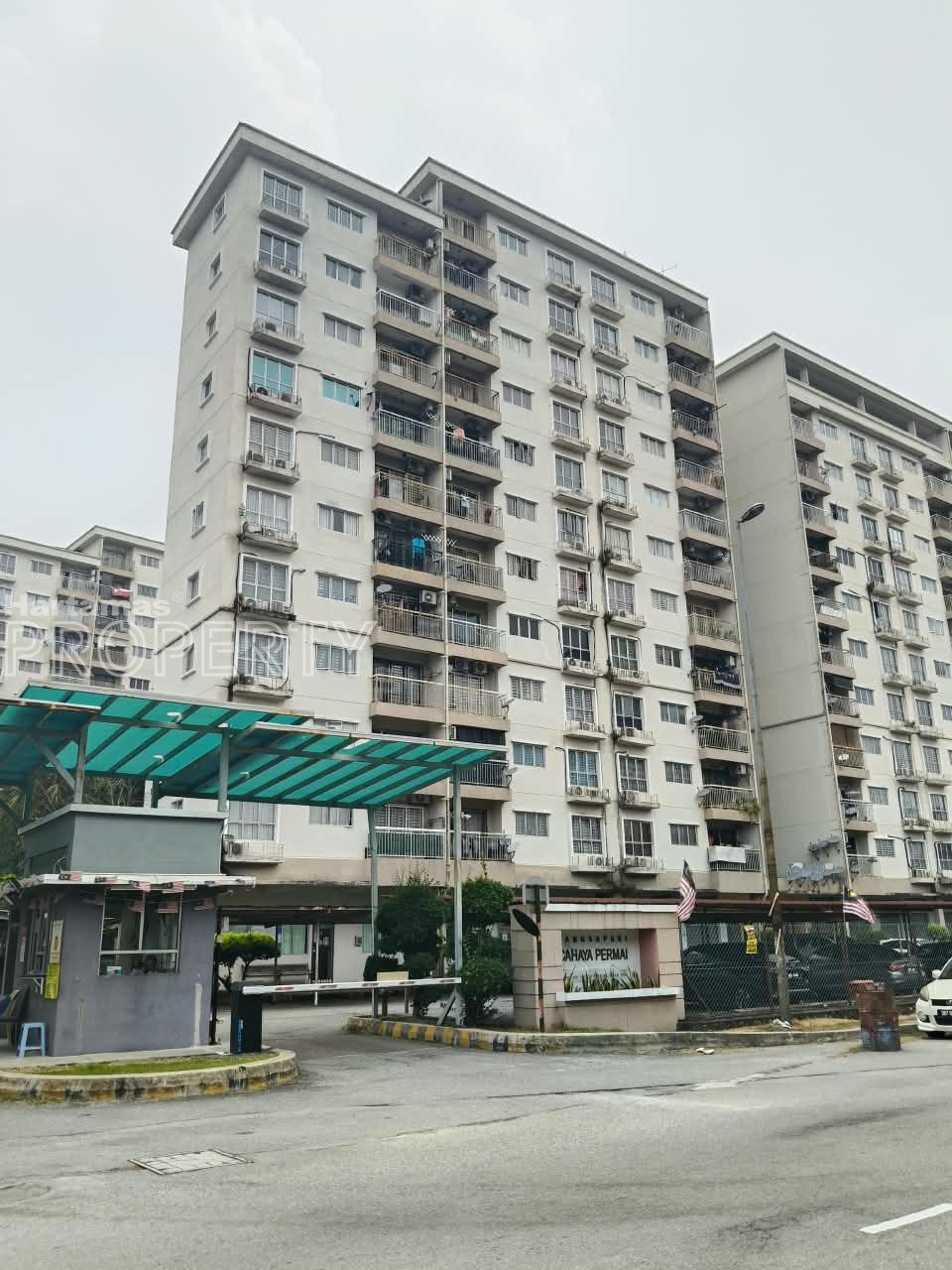 Cahaya Permai Apartment Taman Putra Permai | 3R2B | Open View | South Facing | RM299K