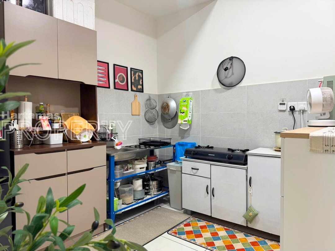 6532 2610 Fully furnish 485sf 1 Room Available The Glenz Glenmarie Shah Alam