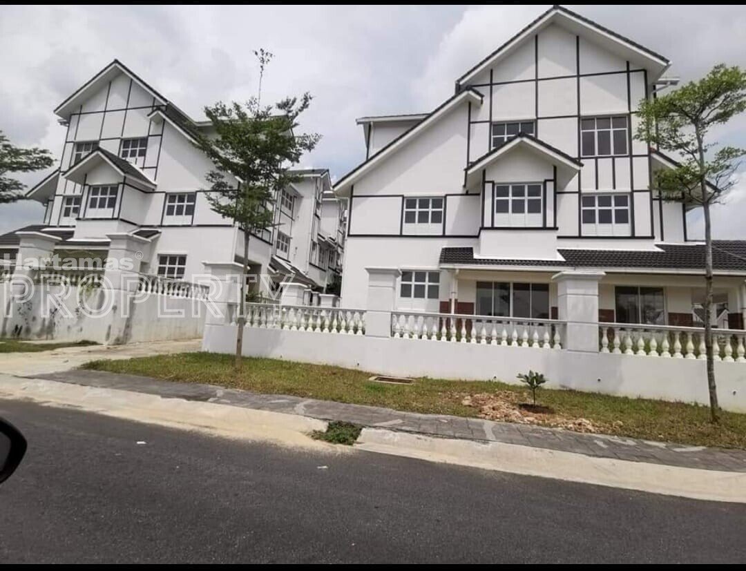 3 Storey End Lot Link House, Anjung Sari @ Jalan Setia Perdana, Setia Alam