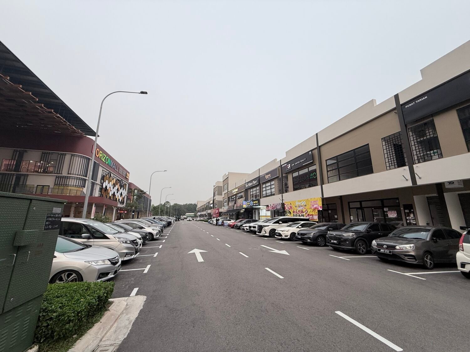 Prime Shop Office Space at Horizon Avenue Commercial Centre