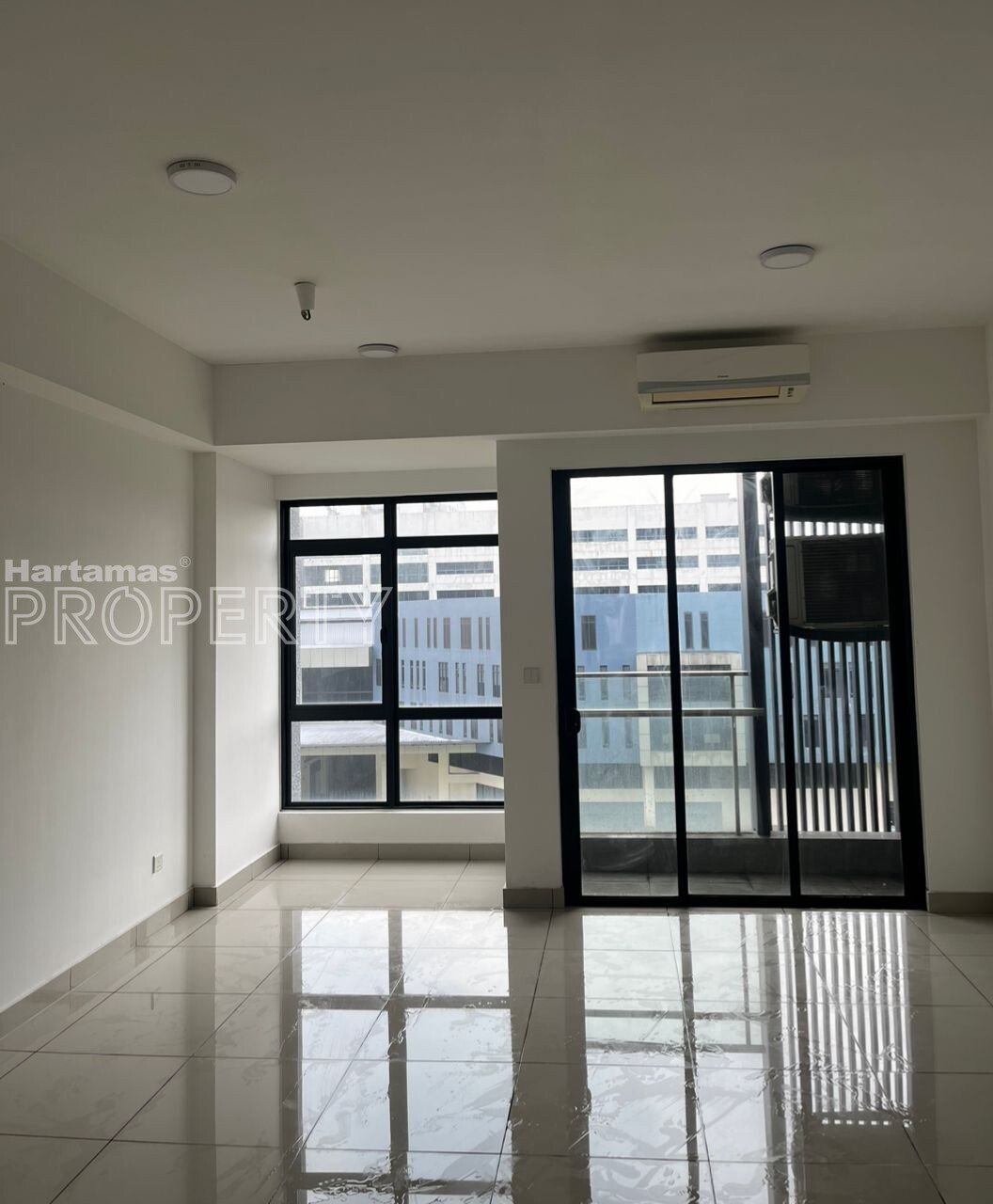 6528 2610 Studio Bare Unit Studio Utropolis Suites 2 Glenmarie Shah Alam