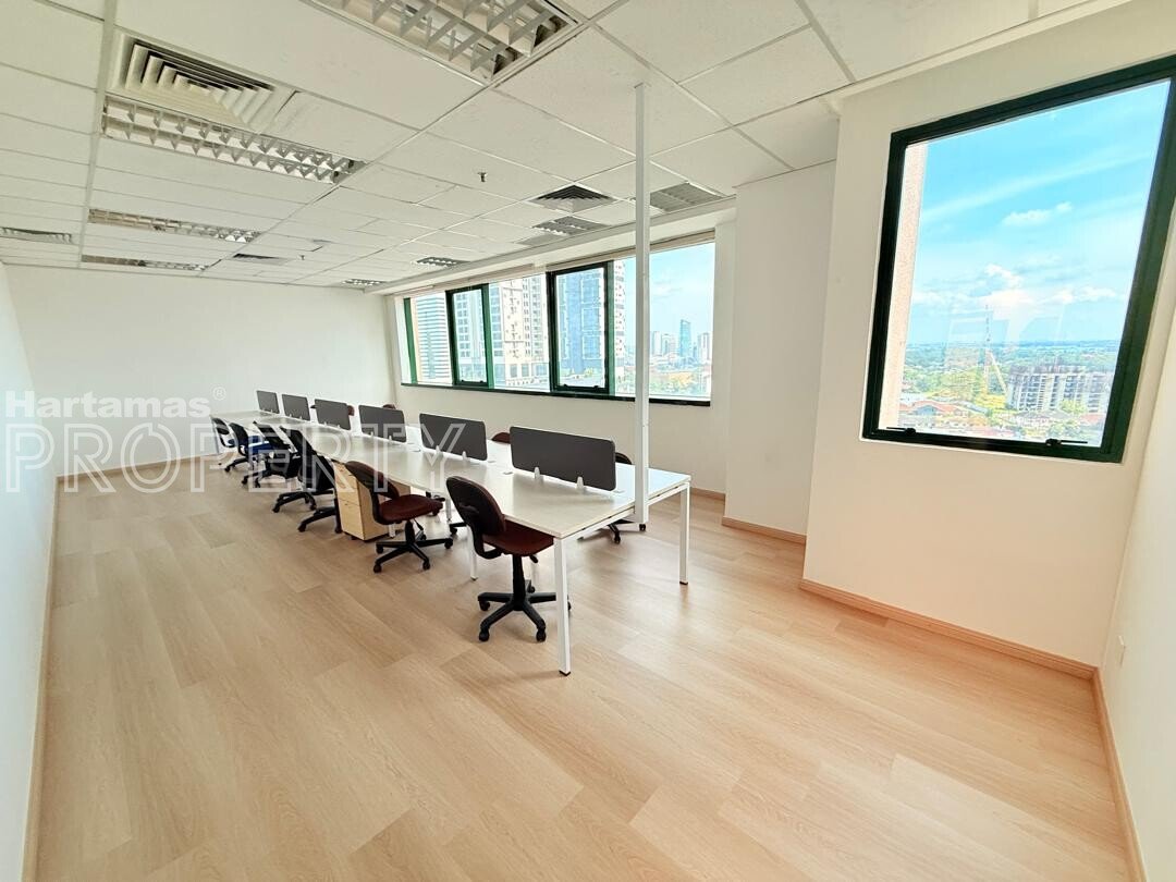 Menara Zurich @ Johor Bahru @ Office Suite @ 3300 sq.ft / 306.58 sq.m @ Fully Fitted Unit
